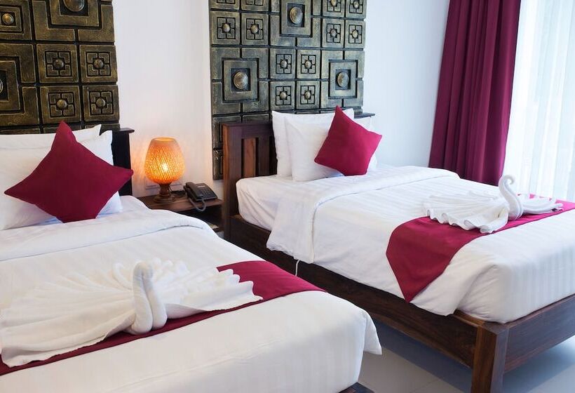 اتاق لوکس با چشم‌انداز استخر, Ladear Angkor Boutique