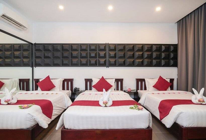 اتاق خانوادگی, Ladear Angkor Boutique