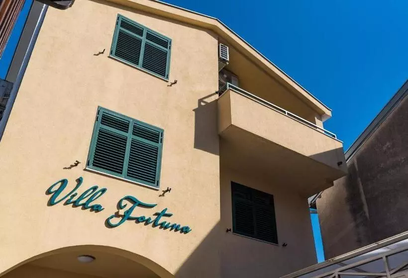 اتاق استاندارد با بالکن, Villa Fortuna