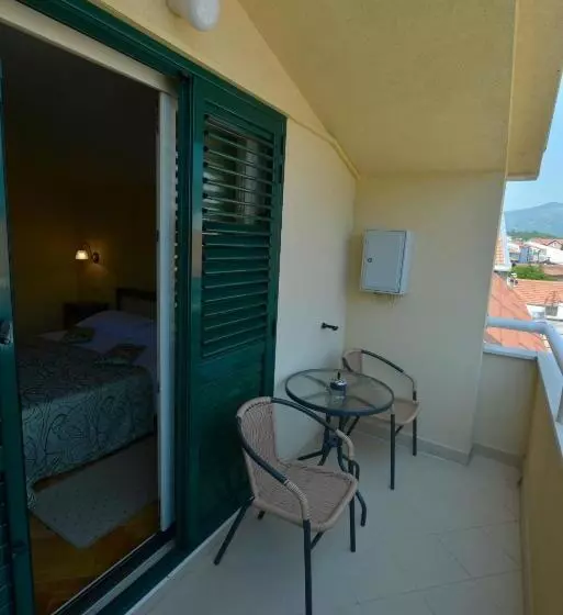 اتاق استاندارد با بالکن, Villa Fortuna