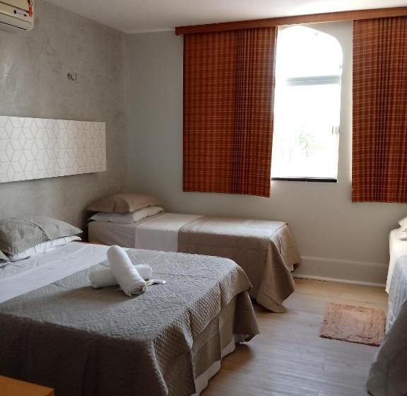 スタンダード4人部屋, Pousada Areia Da Praia