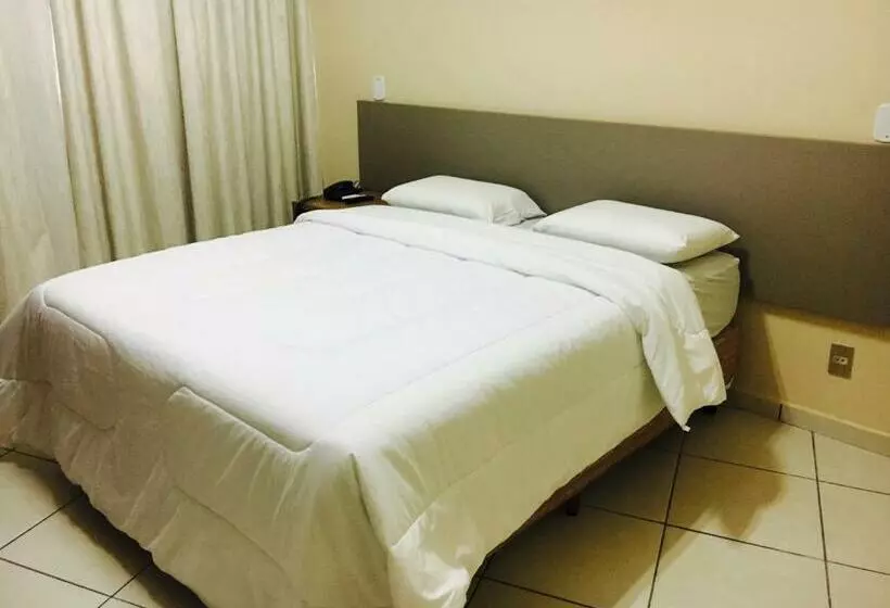 スタンダードシングルルーム, Realminas Hotel E Restaurante