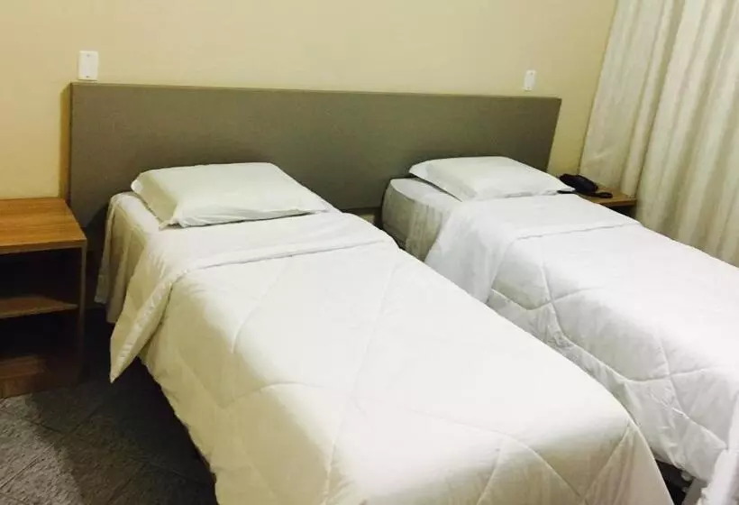 エコノミールーム, Realminas Hotel E Restaurante