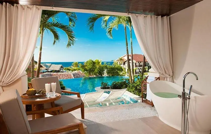 سوییت, Sandals Grenada All Inclusive  Couples Only