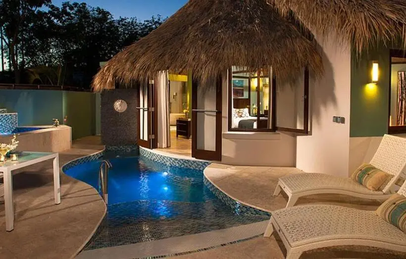 سوییت با استخر, Sandals Grenada All Inclusive  Couples Only