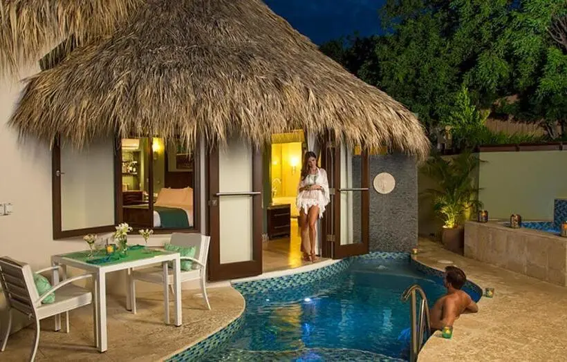 سوییت با استخر, Sandals Grenada All Inclusive  Couples Only