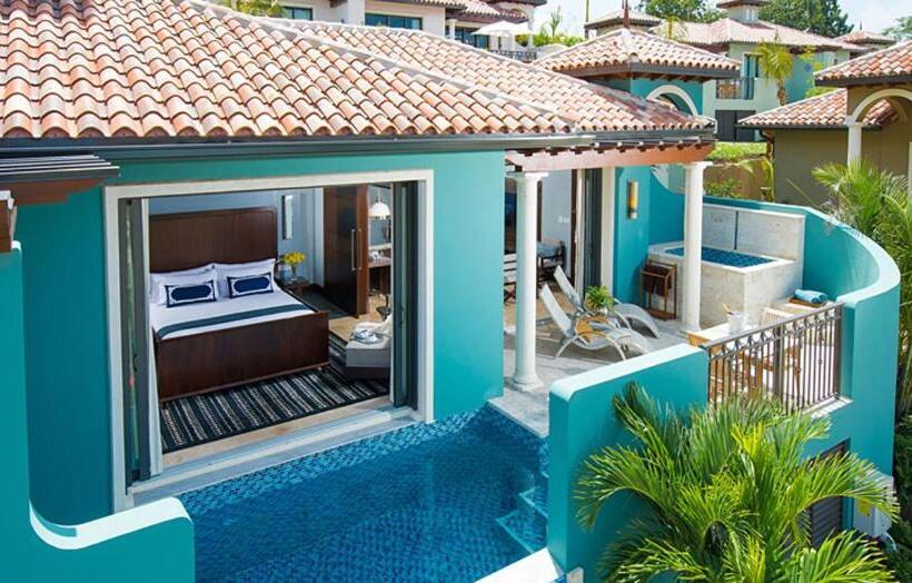 ویلای یک اتاق خوابه با استخر شنا, Sandals Grenada All Inclusive Couples Only