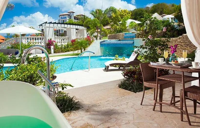 سوئیت جونیور اینتریور, Sandals Grenada All Inclusive  Couples Only
