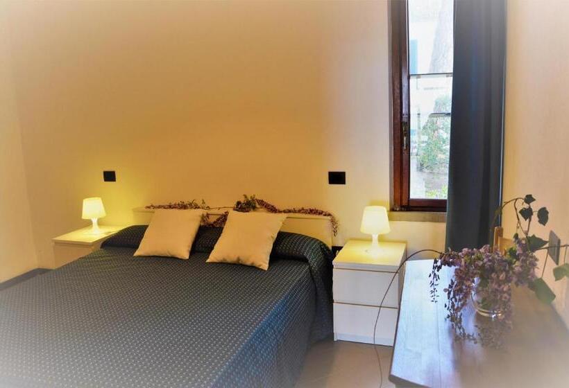 آپارتمان 2 خوابه با چشم‌انداز دریا, Baia Etrusca Resort