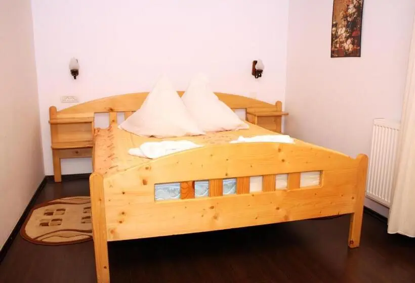 ビラホテル１ベッドルーム, Pensiunea Moeciu Casa Wiarusti
