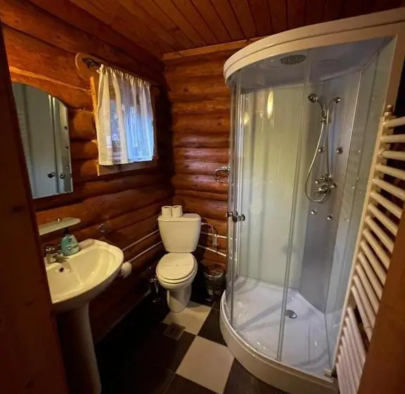３ベッドルームハウス, Pensiunea Moeciu Casa Wiarusti