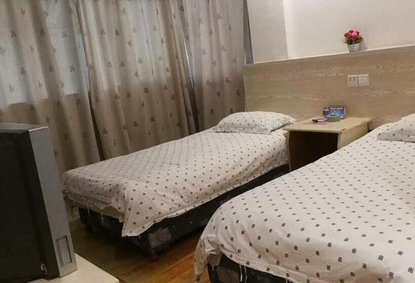 Quarto Estandar, Huang Mountain Wangfeng