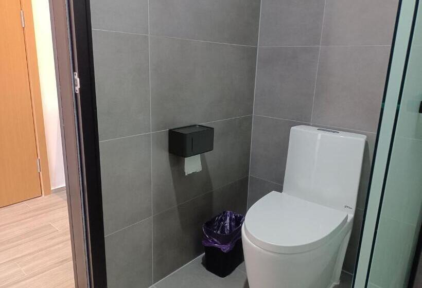 Quarto Estandar, Huang Mountain Wangfeng