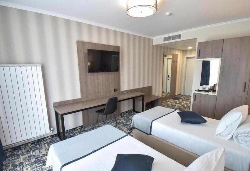חדר דלוקס, Imperio Hotel Cernavoda