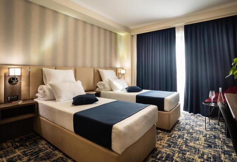 חדר דלוקס, Imperio Hotel Cernavoda