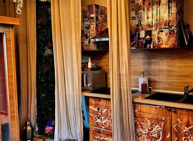 منزل غرفة نوم واحدة, L écrin De Rûmi