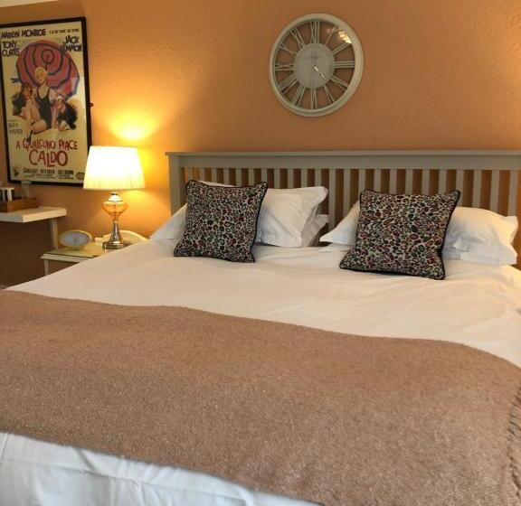 キングサイズベッドのスーペリアルーム, Number 14 Guest House