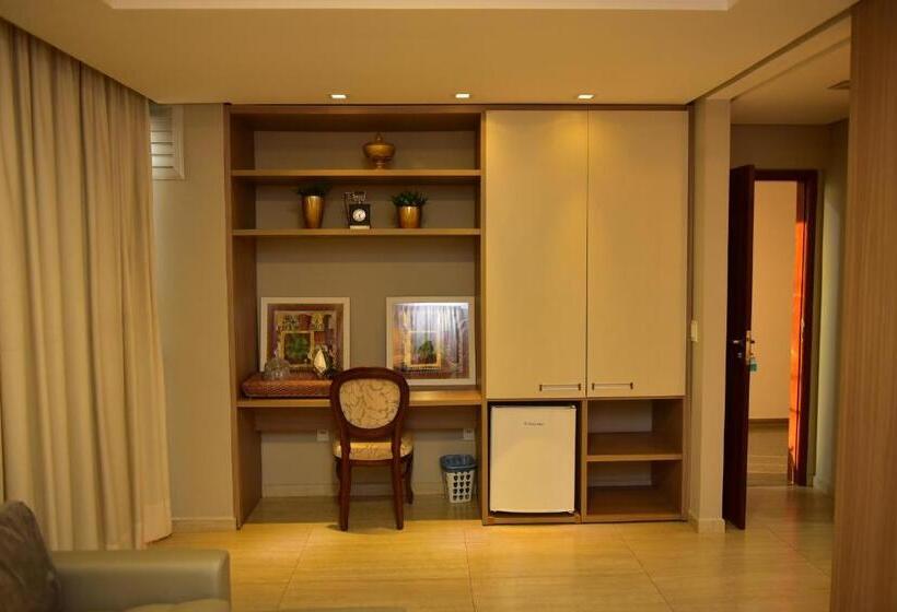 이그제큐티브 스위트, Ecos Hotel Tourist