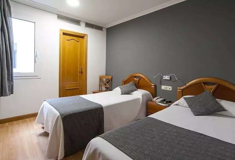 スタンダードルーム, Iraipe Izaga Hostal