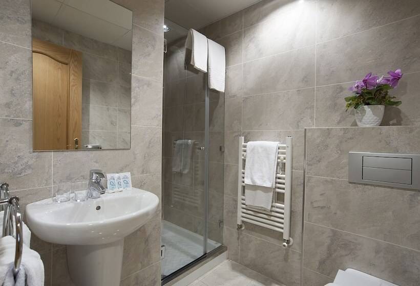 Номер Стандарт, Iraipe Izaga Hostal