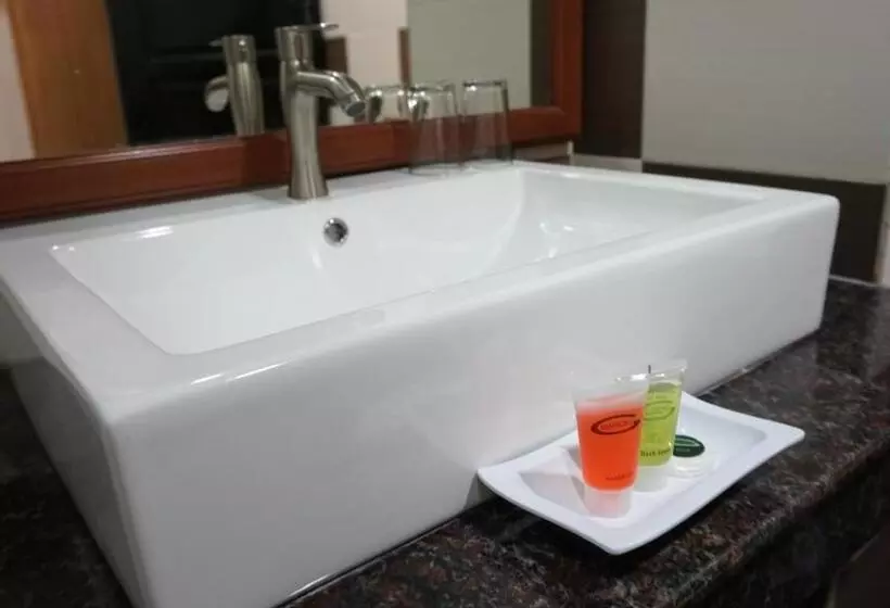 اتاق لوکس خانوادگی, De Baron Resort
