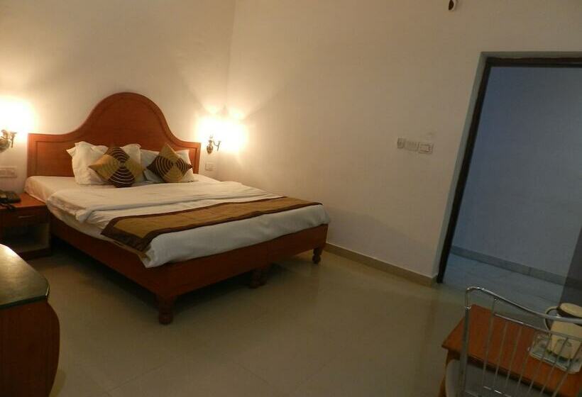 豪华房间, Eurostar Inn