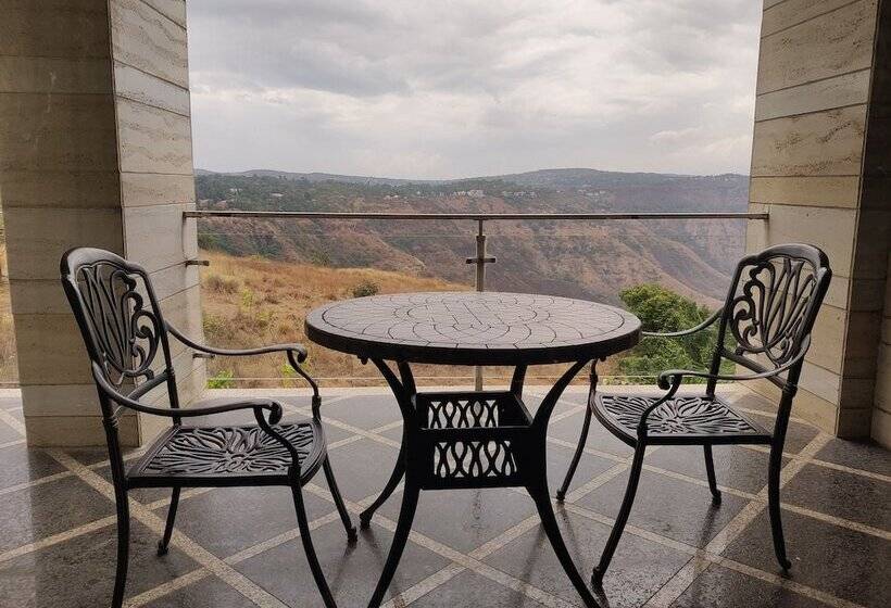 Номер Стандарт, Ravine