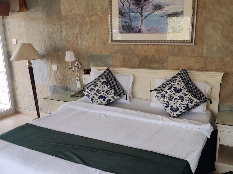 Номер Стандарт, Ravine