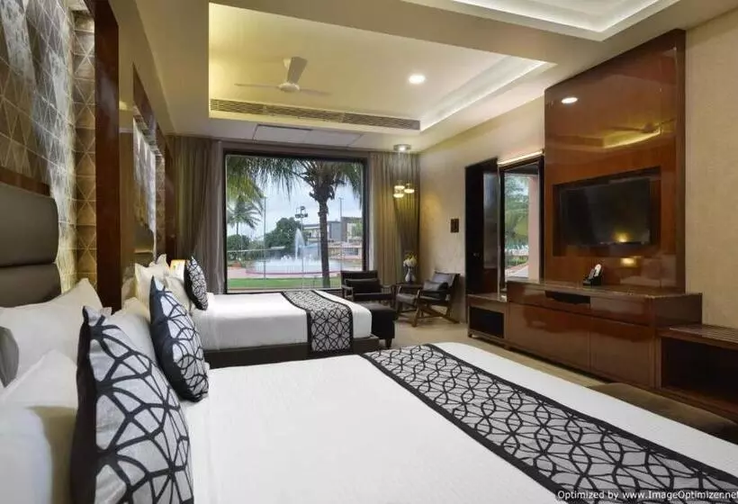 ガーデンビューデラックスルーム, Treat Resort Silvassa