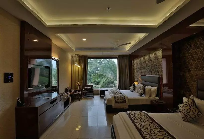 ガーデンビューデラックスルーム, Treat Resort Silvassa