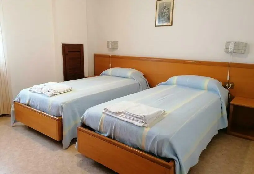 スタンダードルーム, B&b Casa Del Pellegrino   Castelmonte