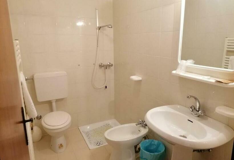 Номер Стандарт, B&b Casa Del Pellegrino Castelmonte