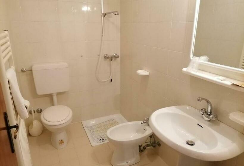 标准间, B&b Casa Del Pellegrino Castelmonte