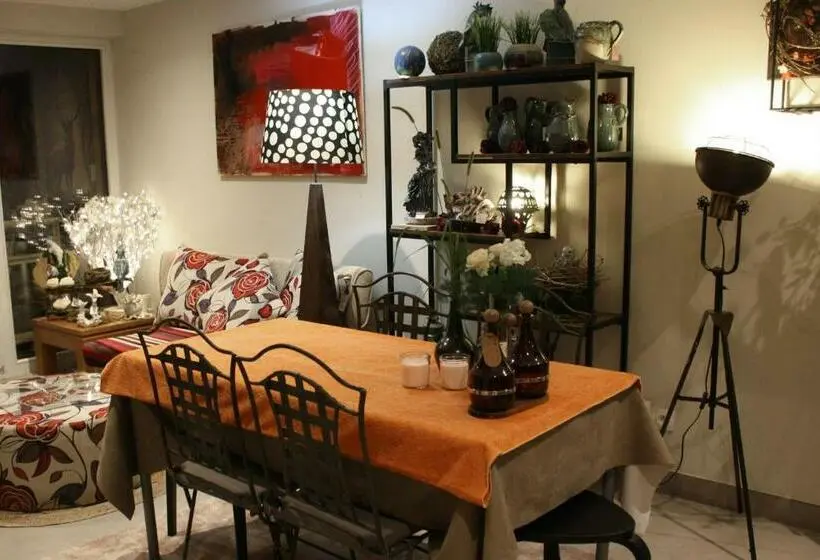 Chambre Familiale, Cocon D Argile
