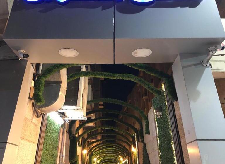 חדר אקונומי, شقق العنوان للوحدات المخدومة Alanwaan Apartments For Serviced Units