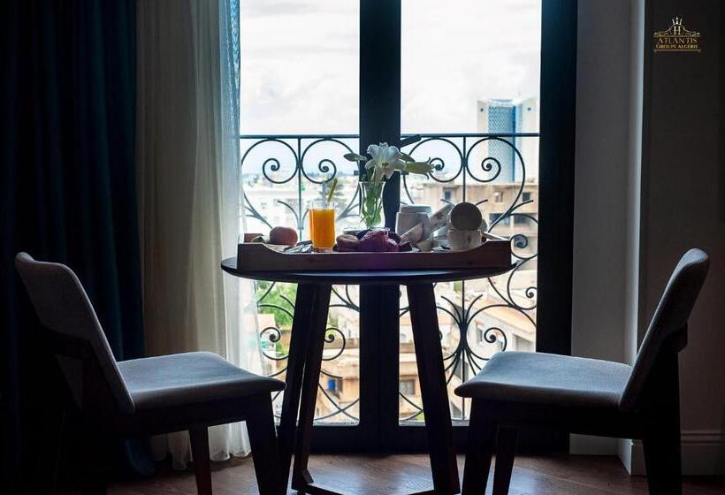 سوییت جونیور, Atlantis Alger