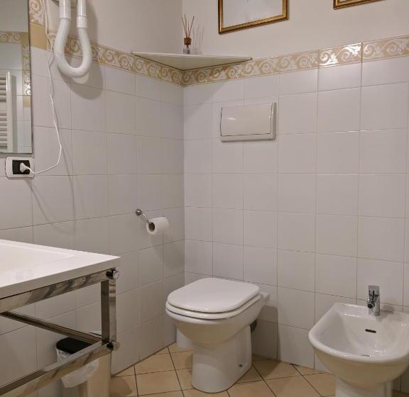 سوییت, Al Tuscany