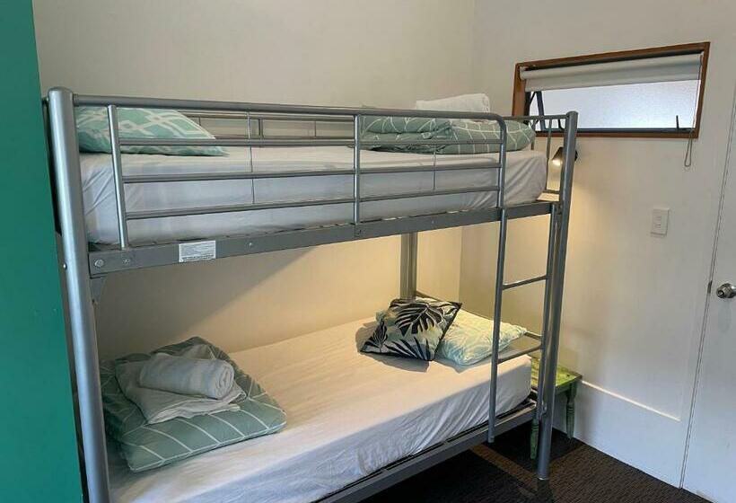 스탠다드 룸, Peppertree Lodge & Backpackers