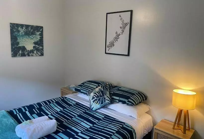 اتاق استاندارد, Peppertree Lodge & Backpackers