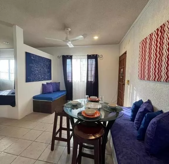 استودیو استاندارد با بالکن, Hostelito