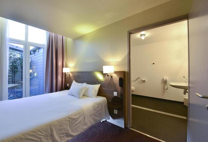 标准间内部标间, Accostage Hôtel Plage De La Concurrence