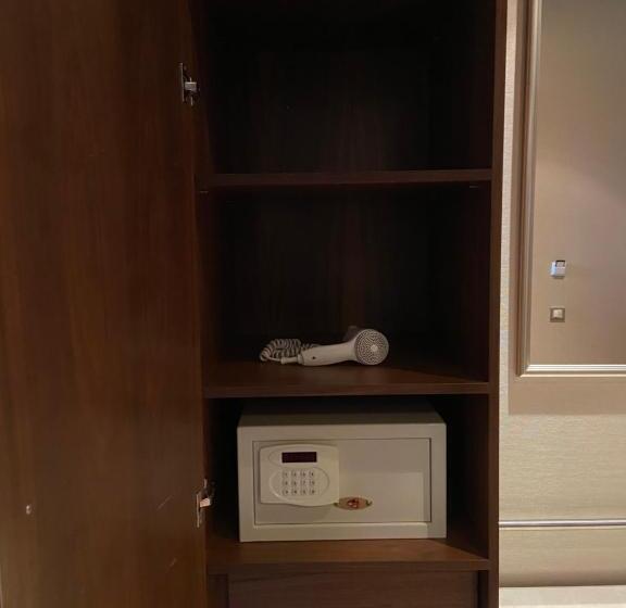 سوئیت پرزیدنت, Borjomi Likani Health & Spa Centre