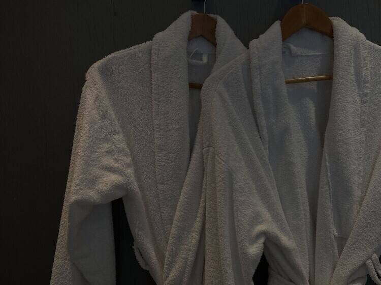 سوییت اجرایی, Borjomi Likani Health & Spa Centre