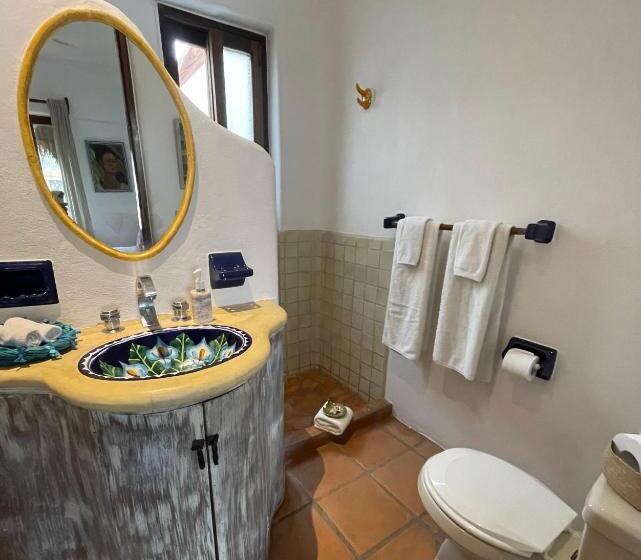 غرفة قياسية, Cielo Rojo