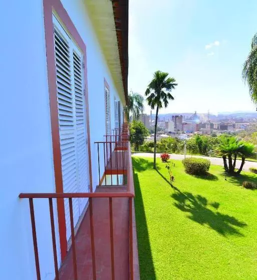 庭の見える１ベッドルームアパートメント, Escola Bela Vista