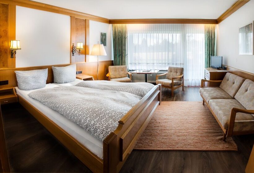 スタンダードルーム, Hirsch