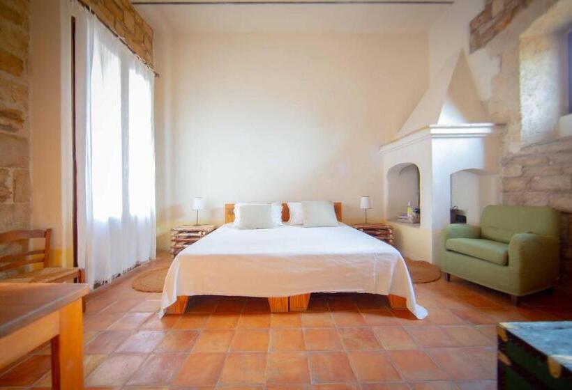 Номер Стандарт, Lama Di Luna Biomasseria