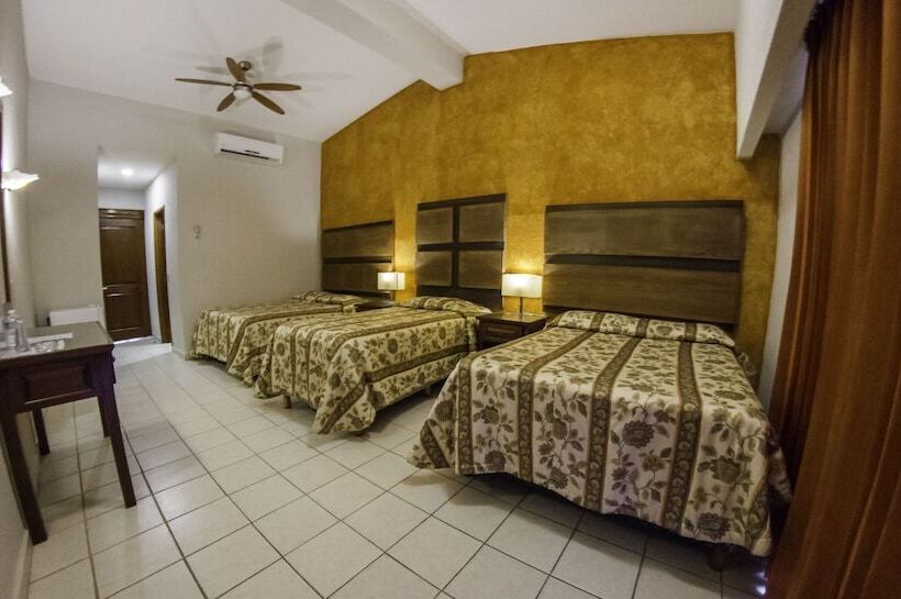 غرفة قياسية مطلّة علي البحر, Playa Del Sol