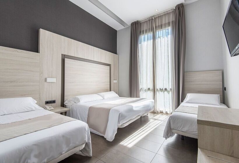 اتاق استاندارد چهار تخته, Plaza Goya Rooms