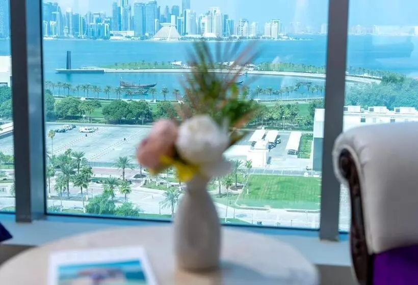 اتاق دلوکس با تخت کینگ و چشمانداز, Saraya Corniche